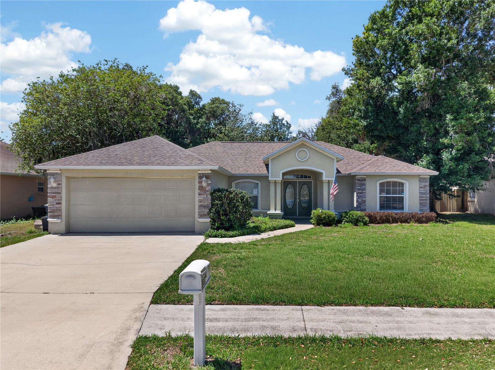 1611 TAYLOR BROOKE DR