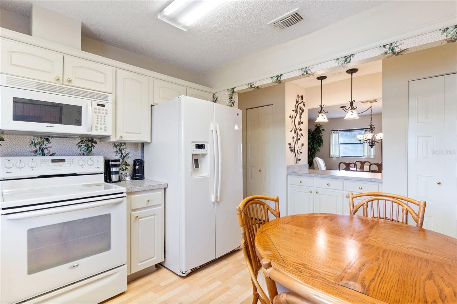 618 FORT DUQUESNA DR