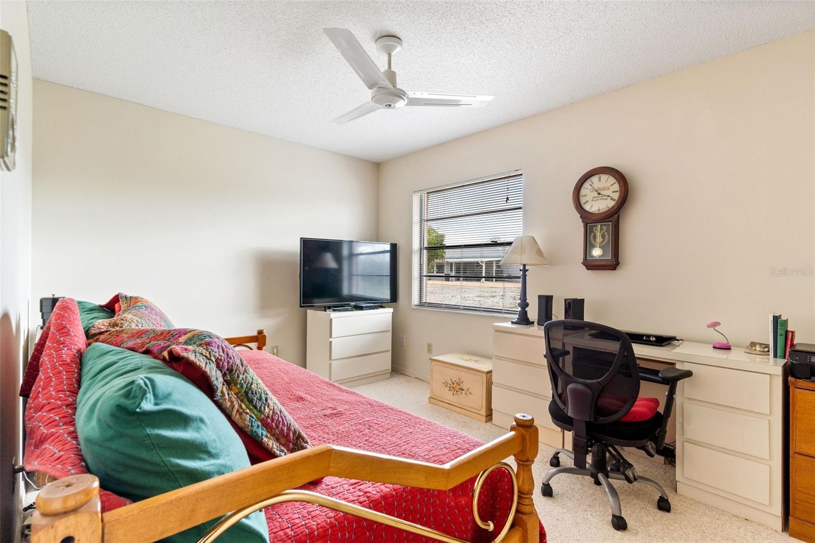 618 FORT DUQUESNA DR