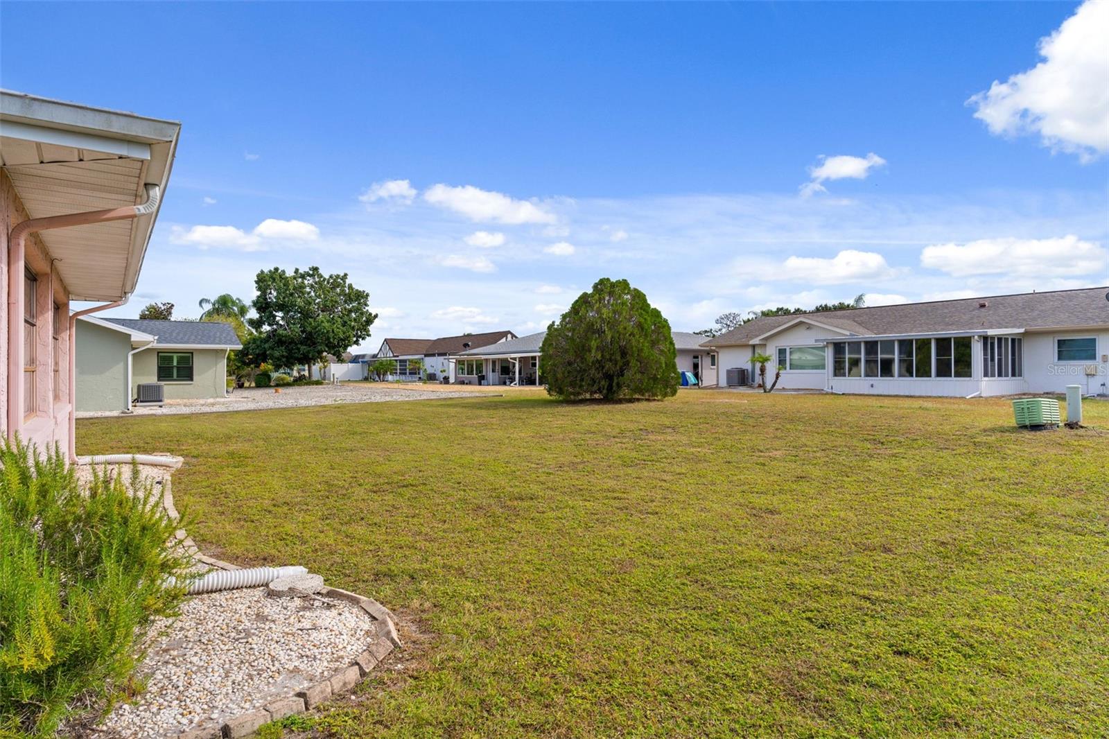 618 FORT DUQUESNA DR