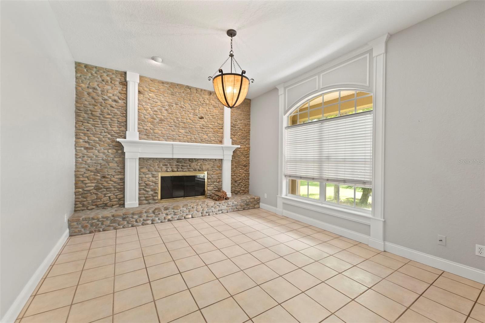 2414 GERBER DAIRY RD