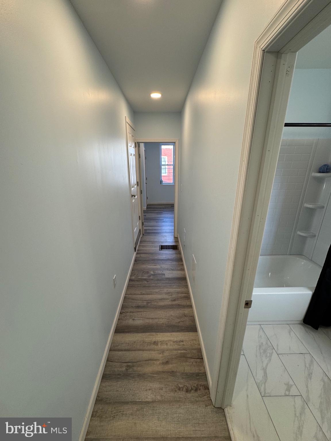 348 NECTARINE STREET