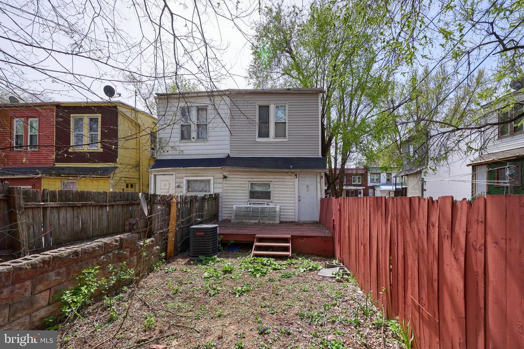 1510 CATHERINE STREET