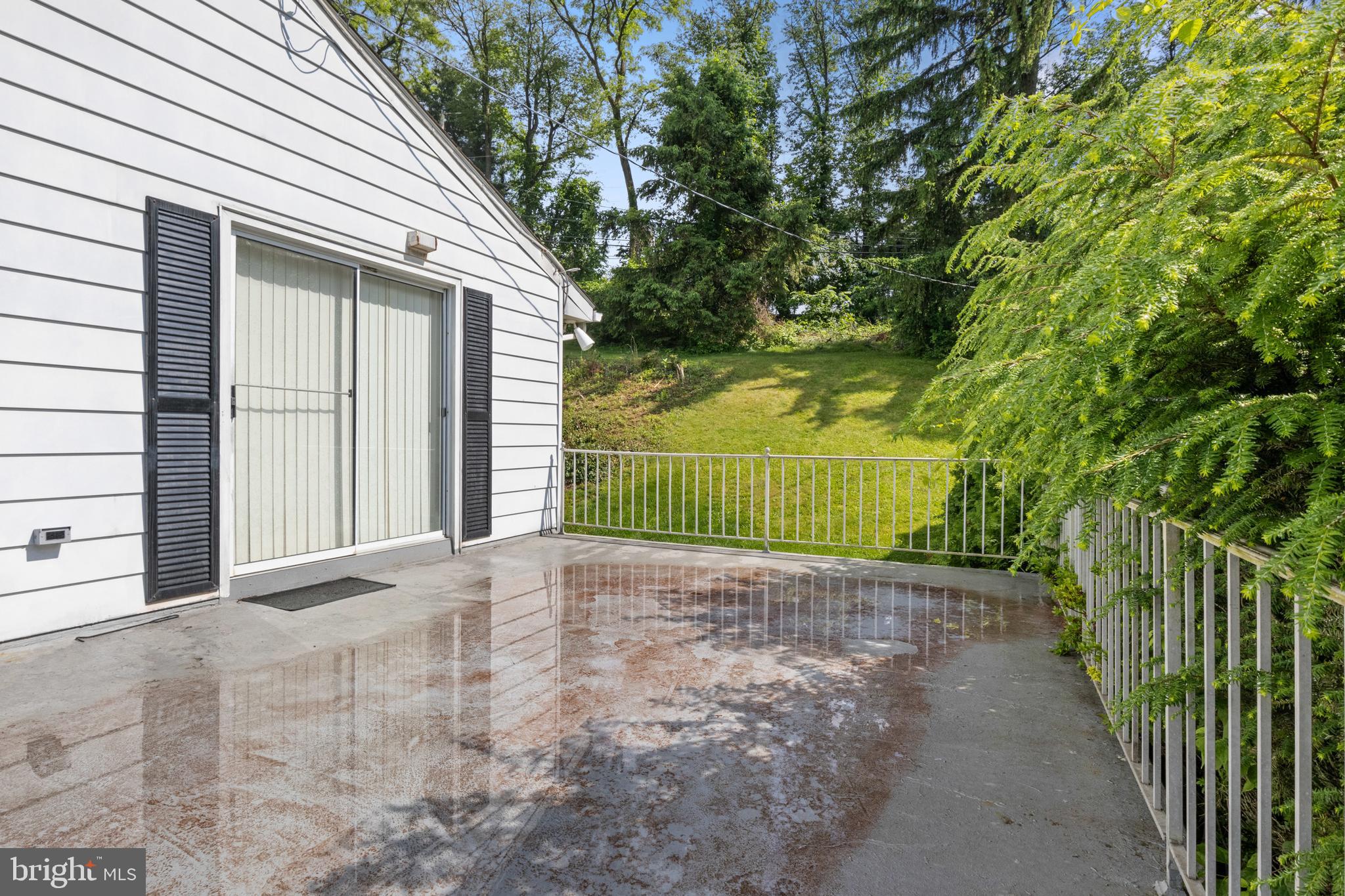 4009 EASTBROOK ROAD