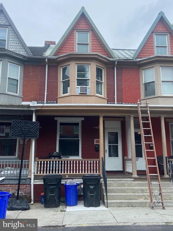619 OXFORD STREET