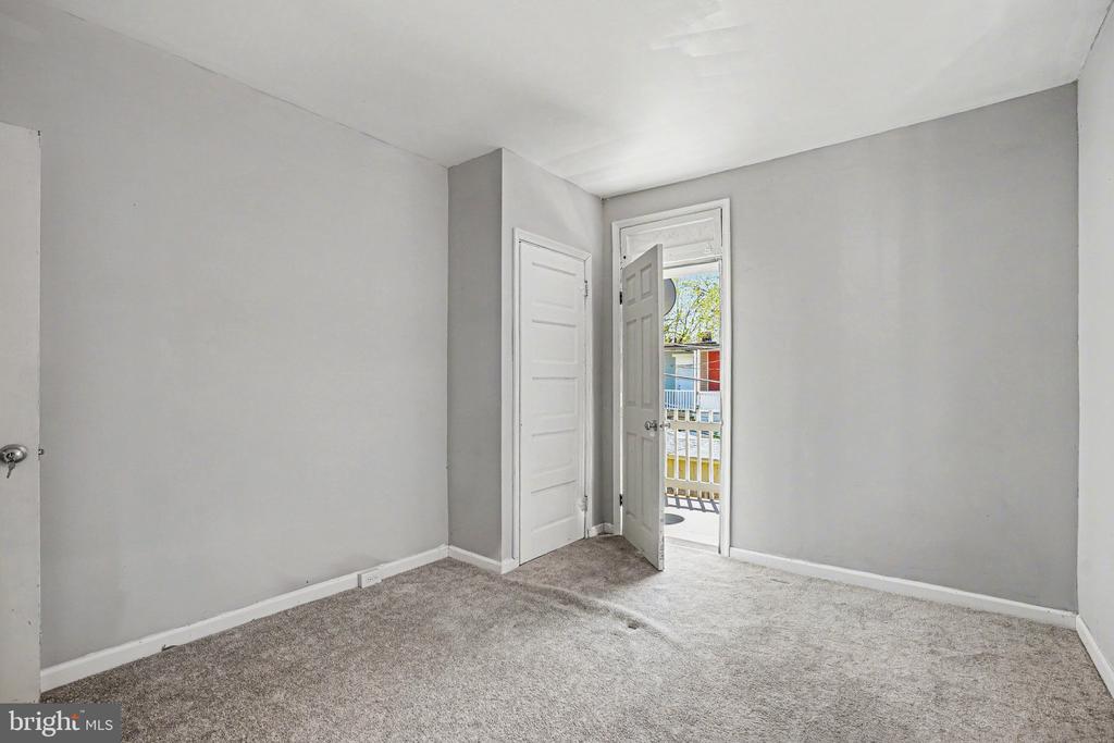 625 OXFORD STREET