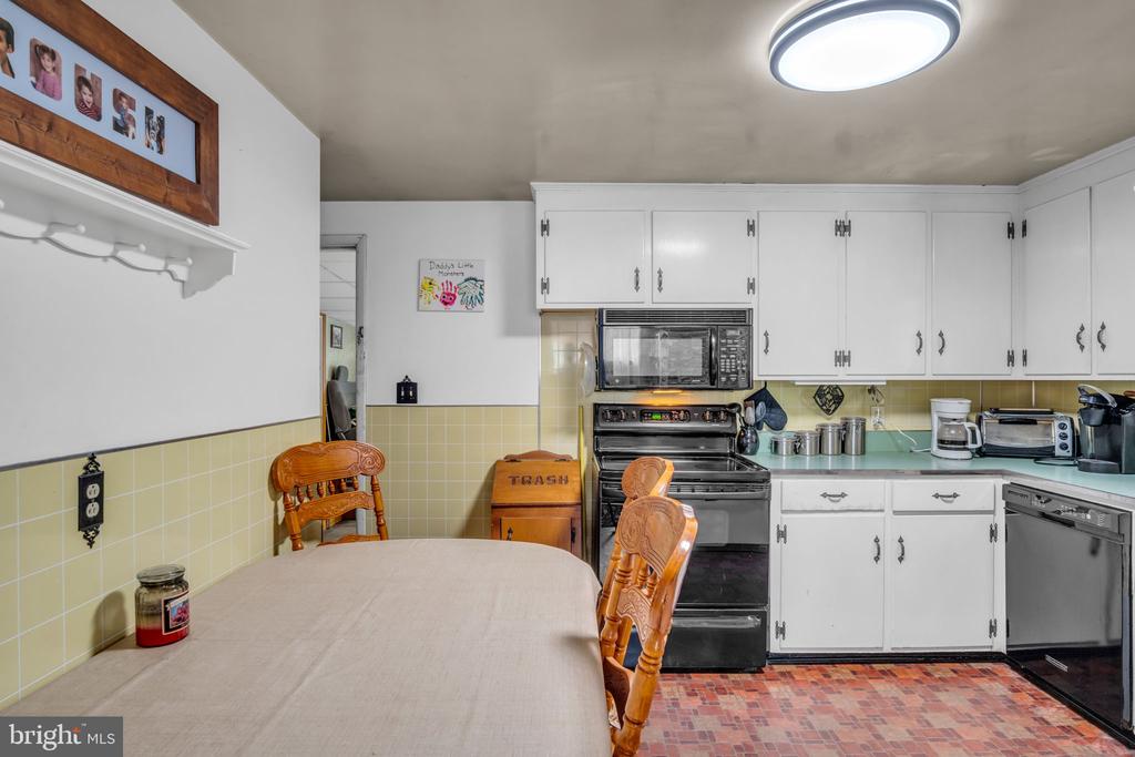 123 E HARRISBURG AVENUE