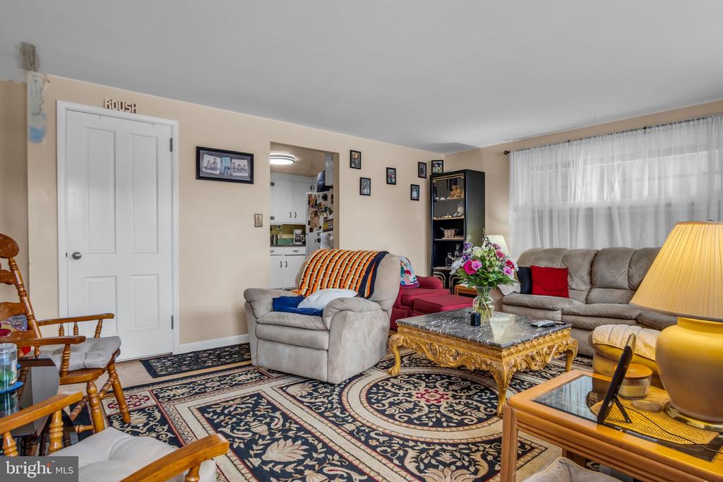 123 E HARRISBURG AVENUE