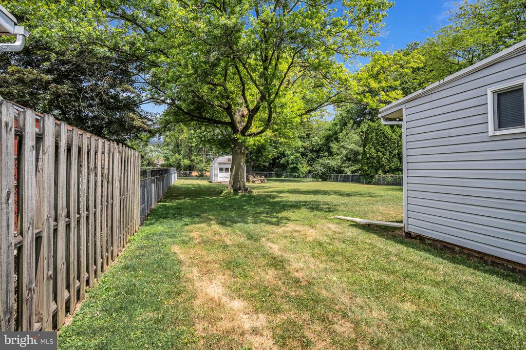 123 E HARRISBURG AVENUE