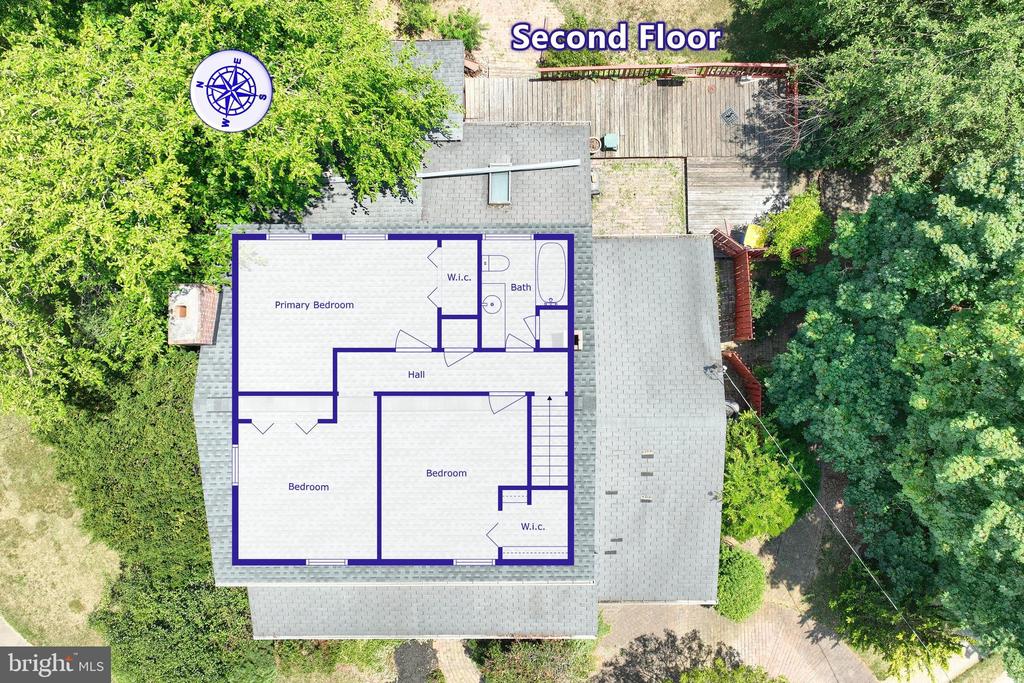 130 PINE HOLLOW ROAD