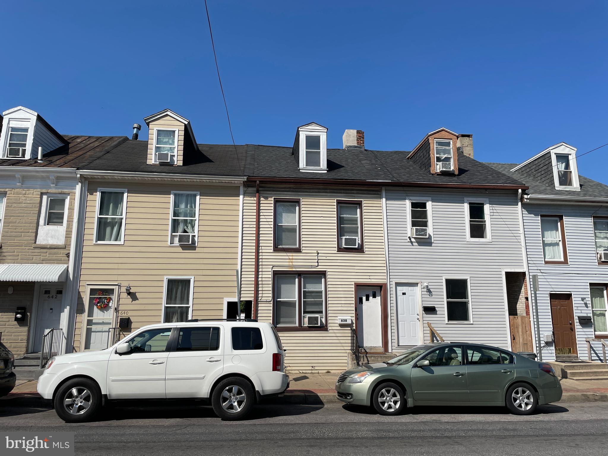 638 S QUEEN STREET