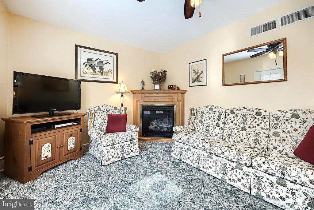 2716 SPARROW DRIVE