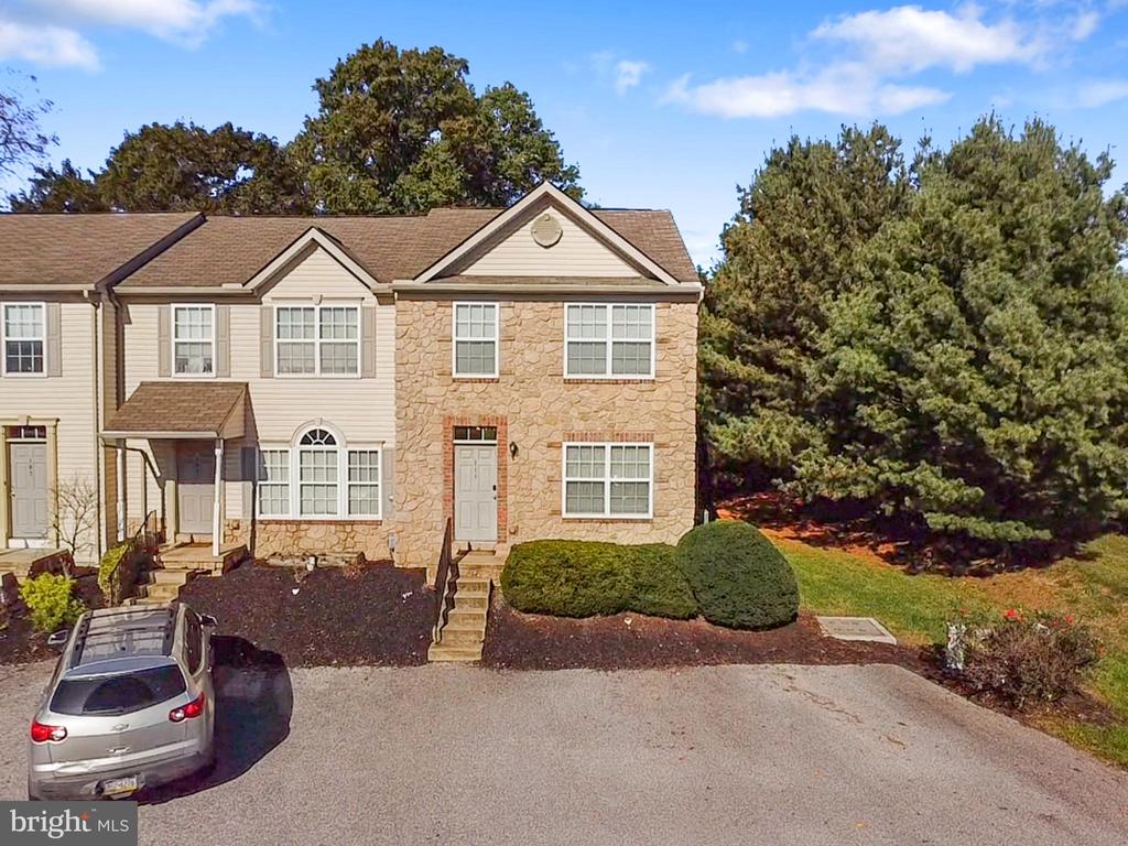 111 ROYAL DRIVE