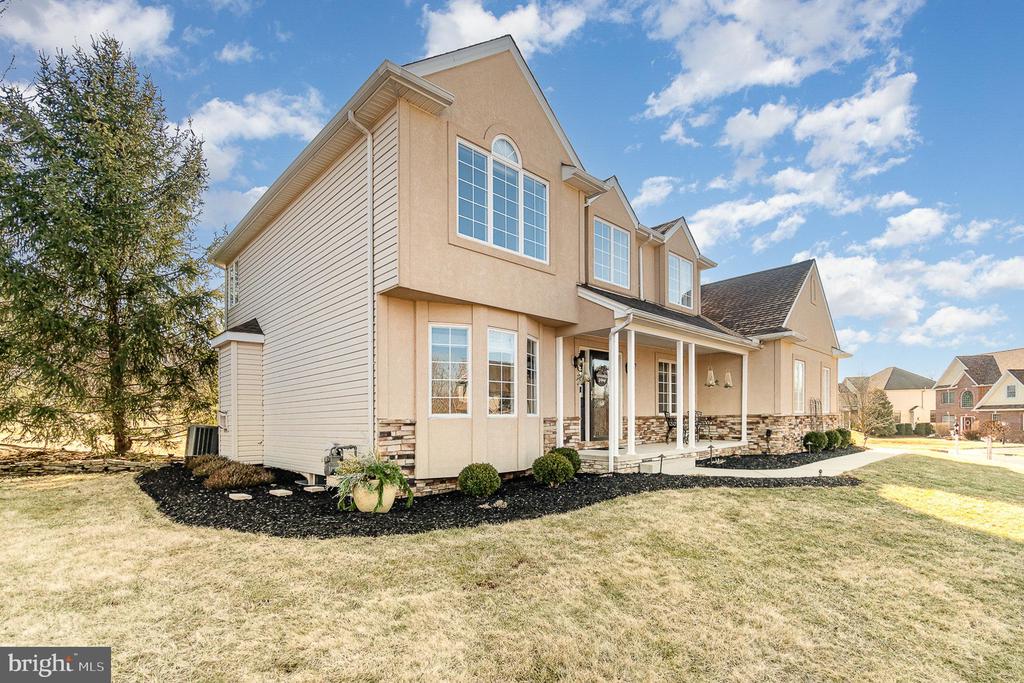 1400 GREENMEADOW DRIVE