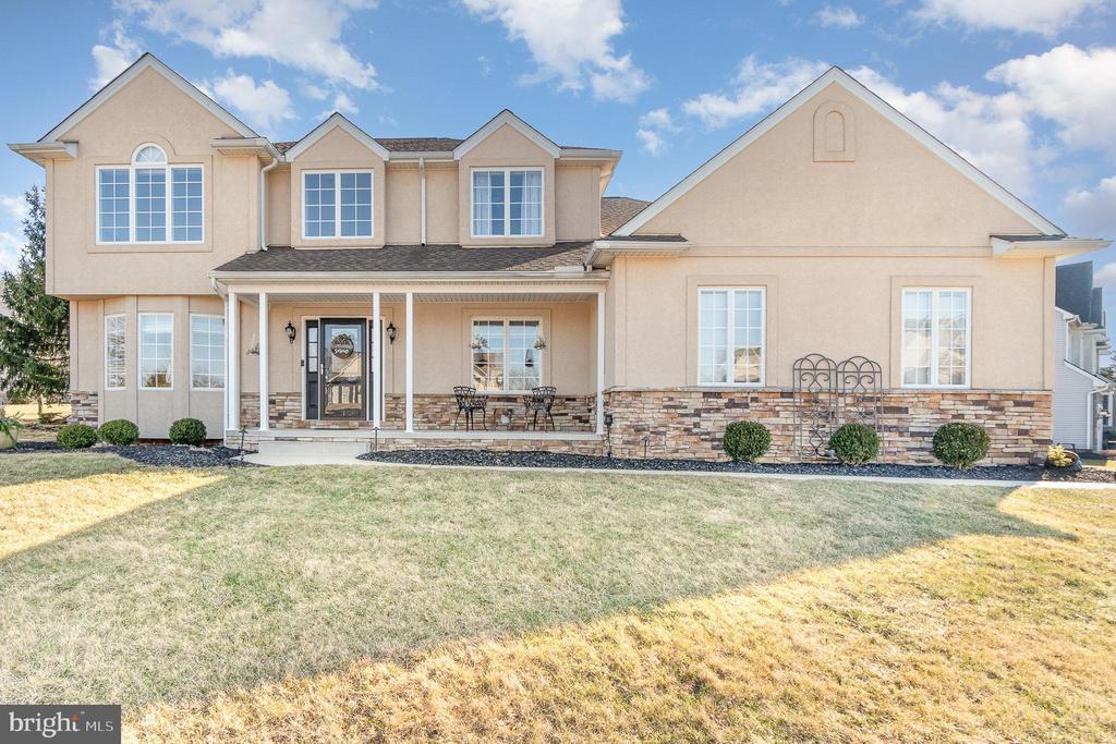 1400 GREENMEADOW DRIVE