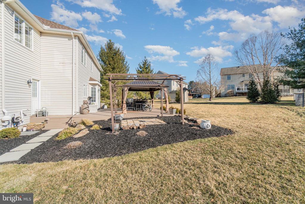 1400 GREENMEADOW DRIVE