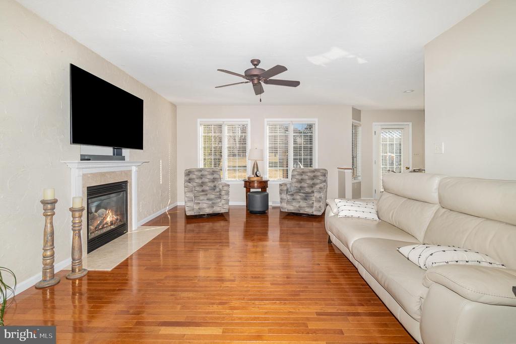 1400 GREENMEADOW DRIVE