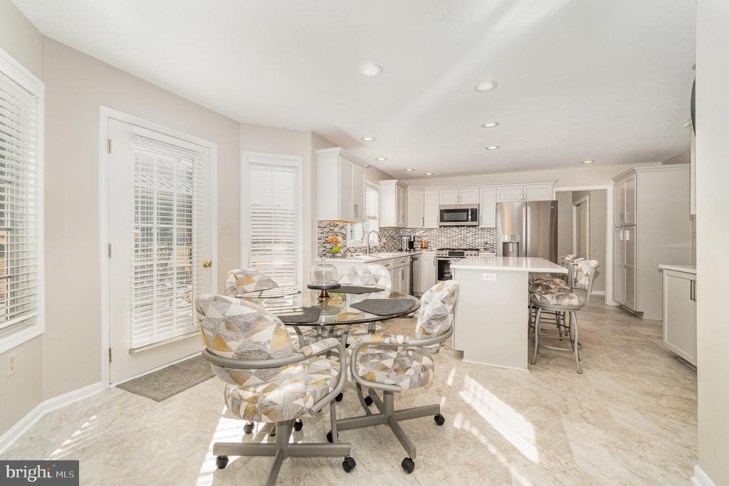 1400 GREENMEADOW DRIVE
