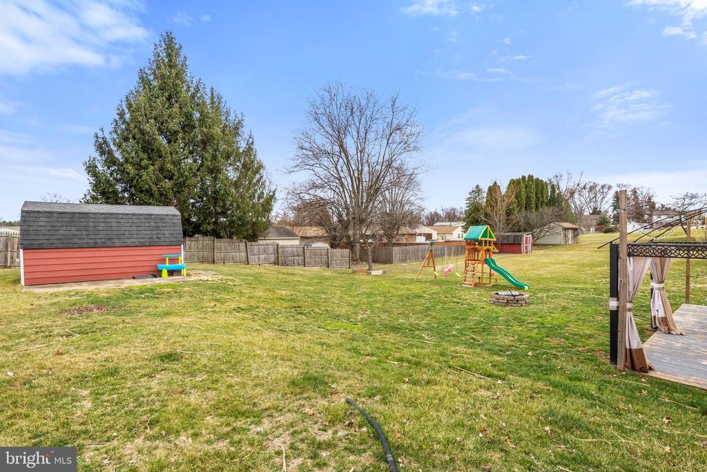 2542 EMIG MILL ROAD