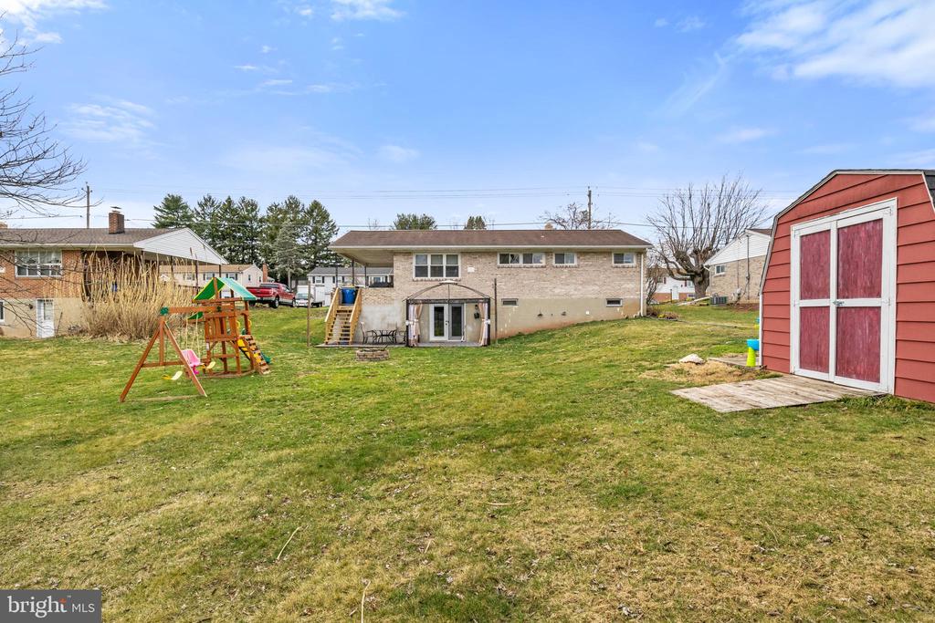 2542 EMIG MILL ROAD