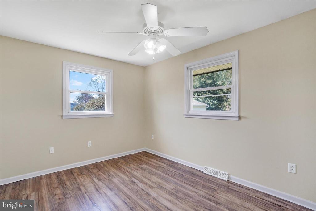 1235 LOMBARD ROAD