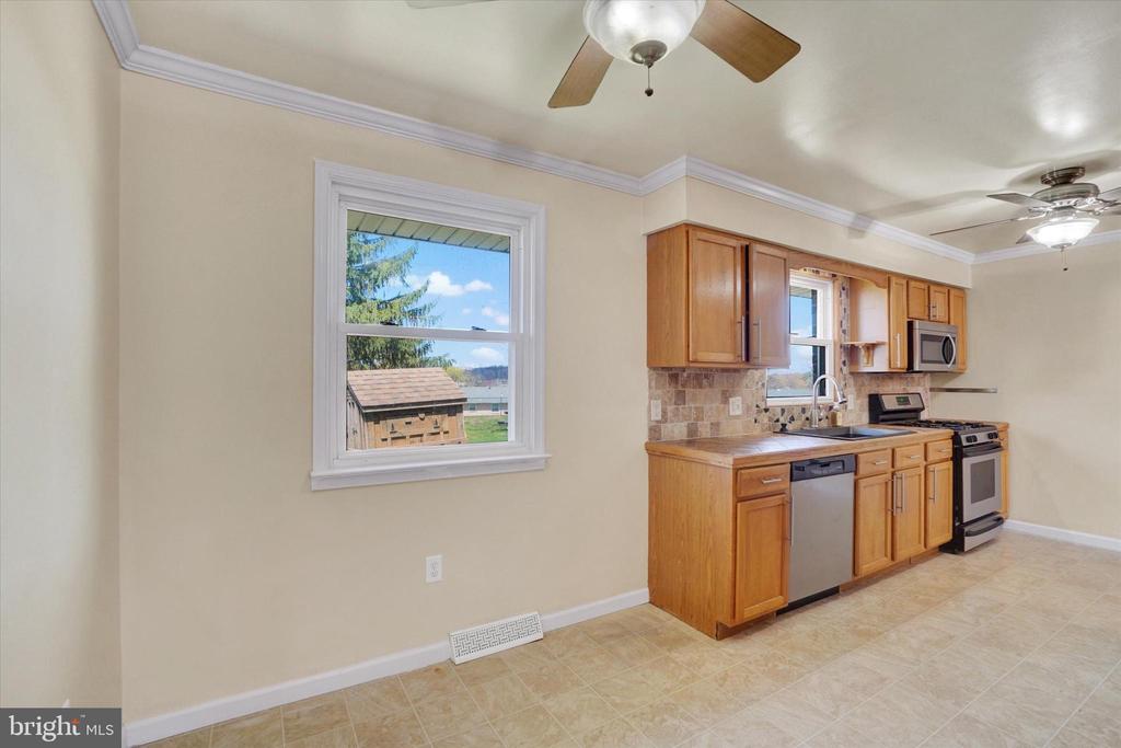 1235 LOMBARD ROAD