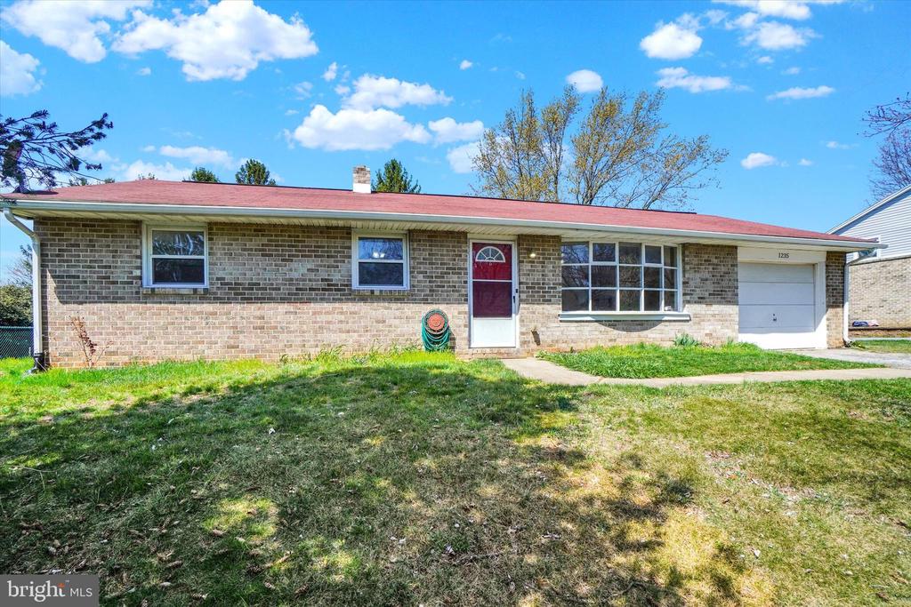 1235 LOMBARD ROAD
