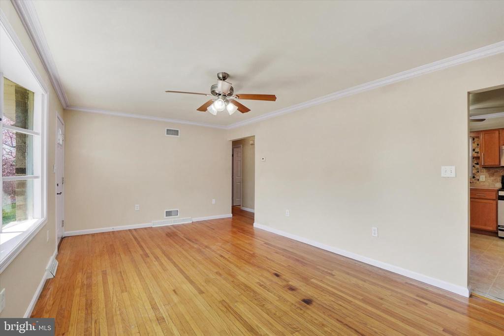 1235 LOMBARD ROAD