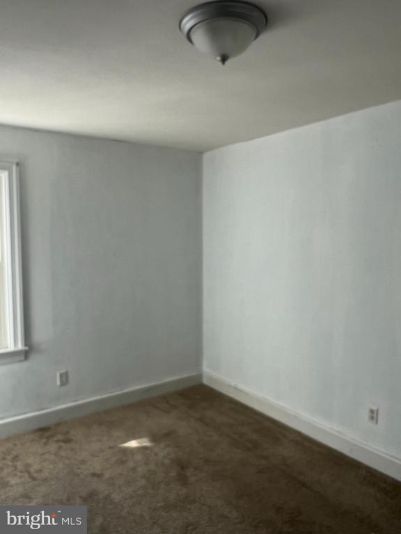 802 W MIDDLE STREET