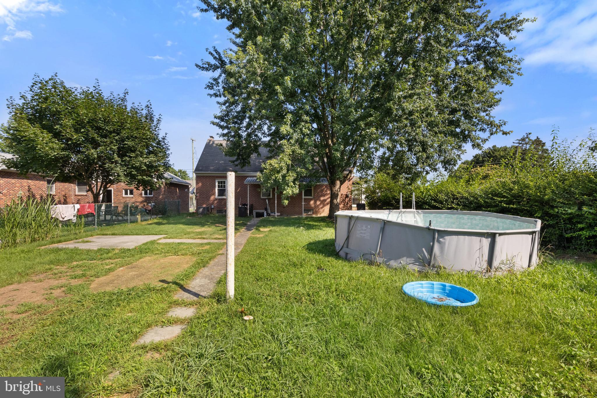 802 W MIDDLE STREET