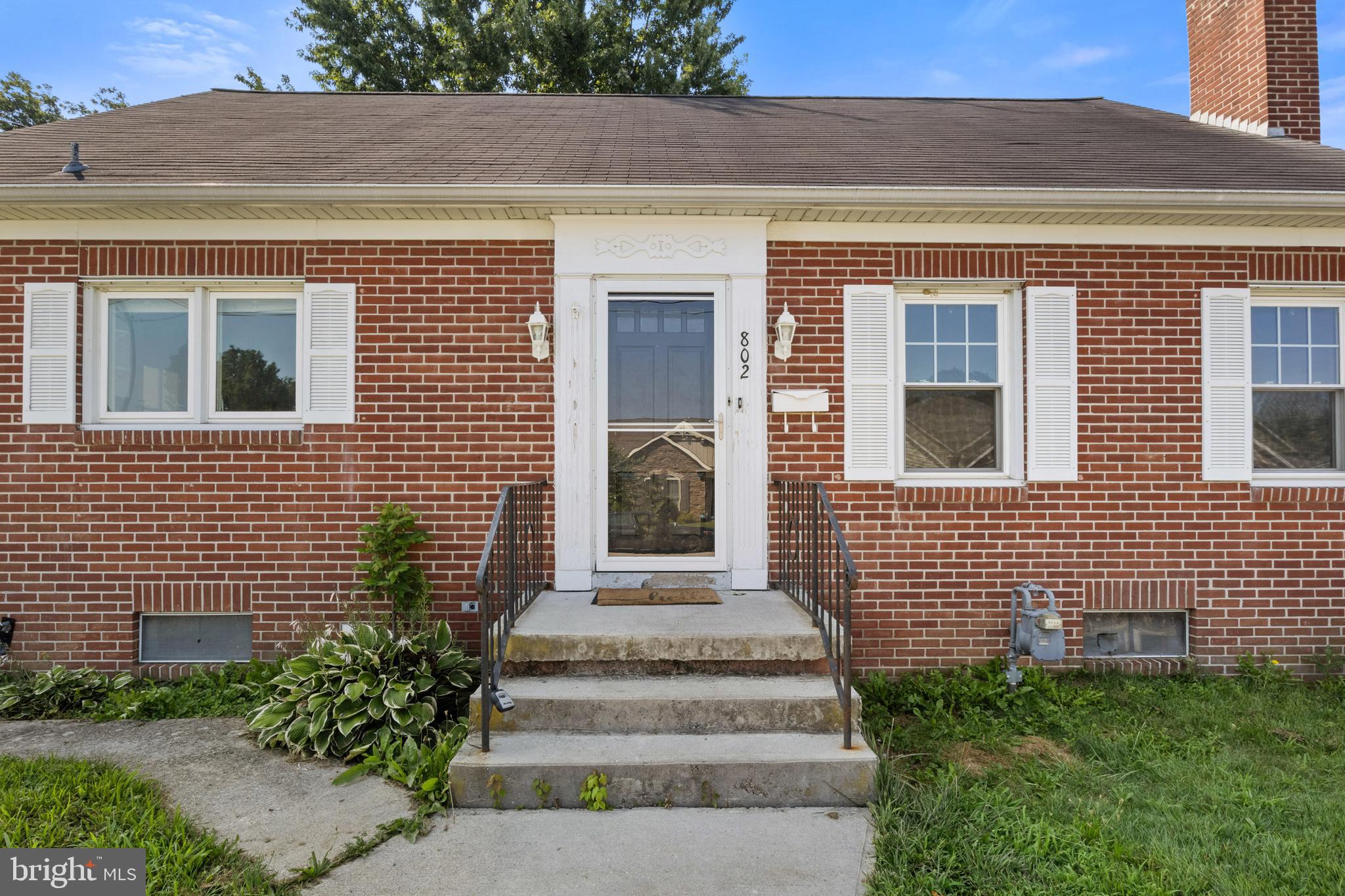 802 W MIDDLE STREET