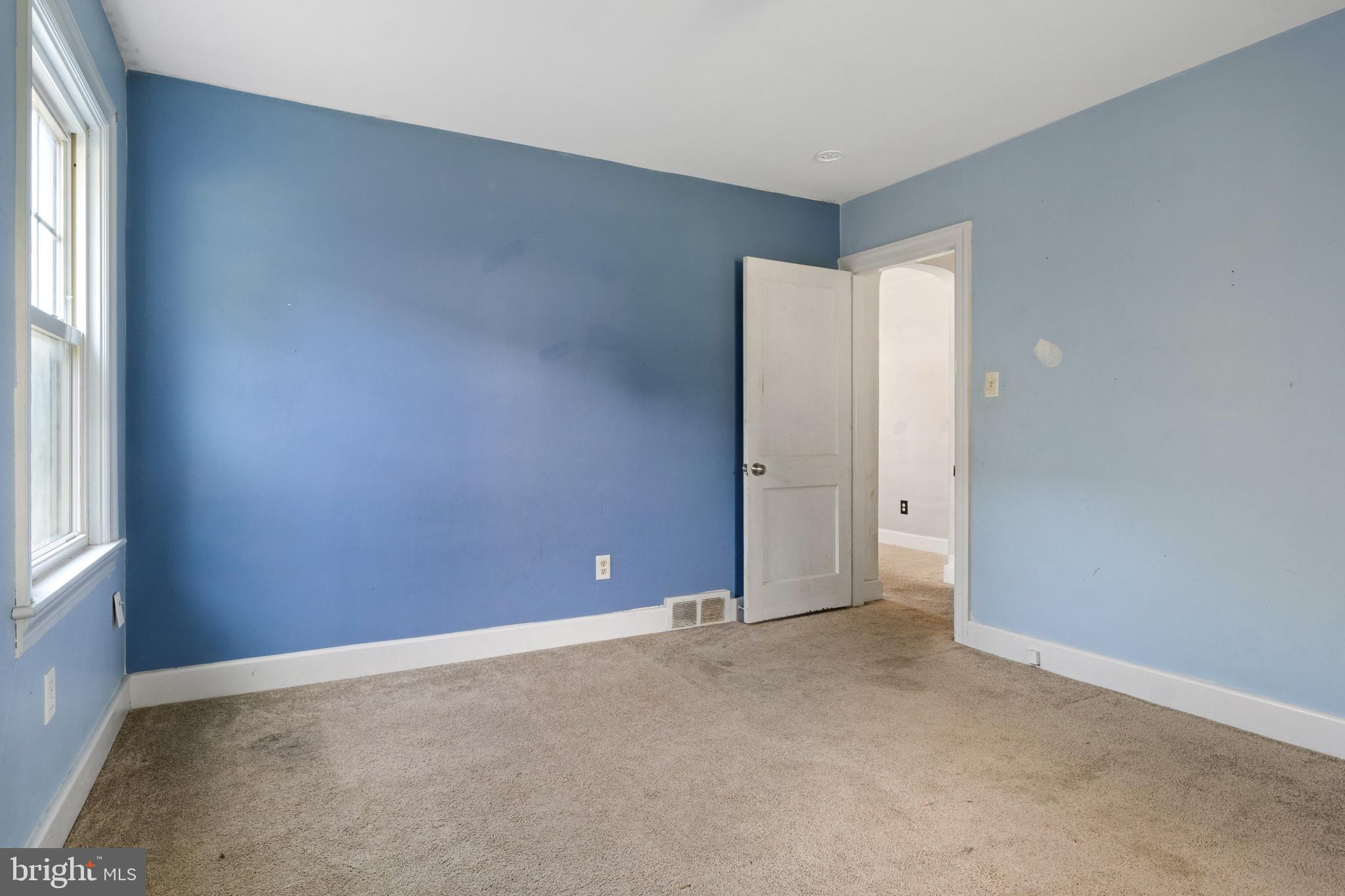 802 W MIDDLE STREET