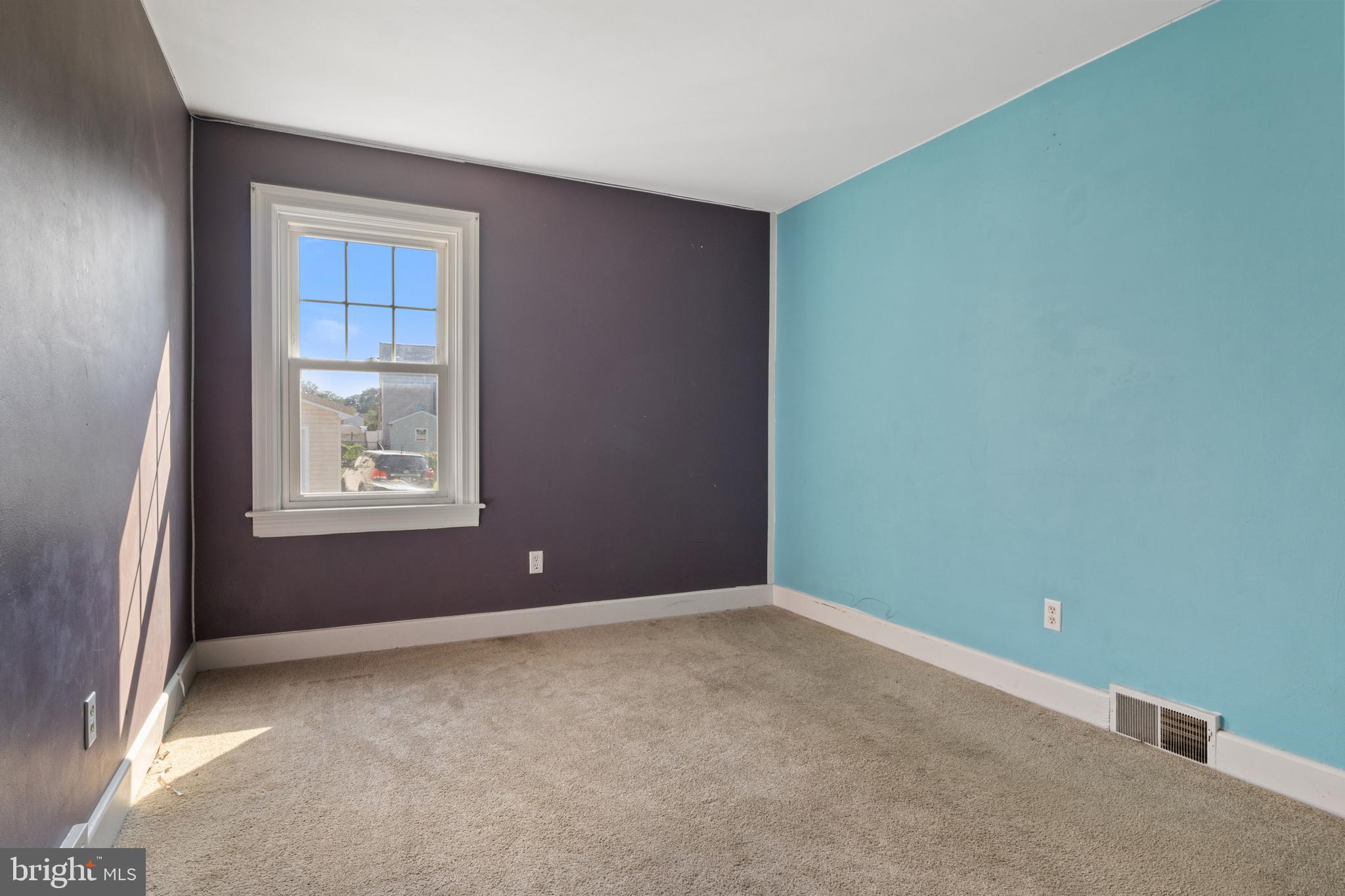 802 W MIDDLE STREET