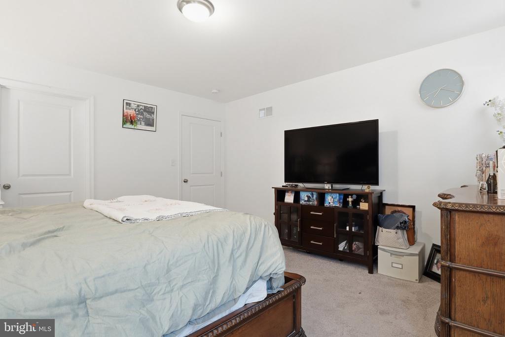 7450 SAINT PATRICK COURT