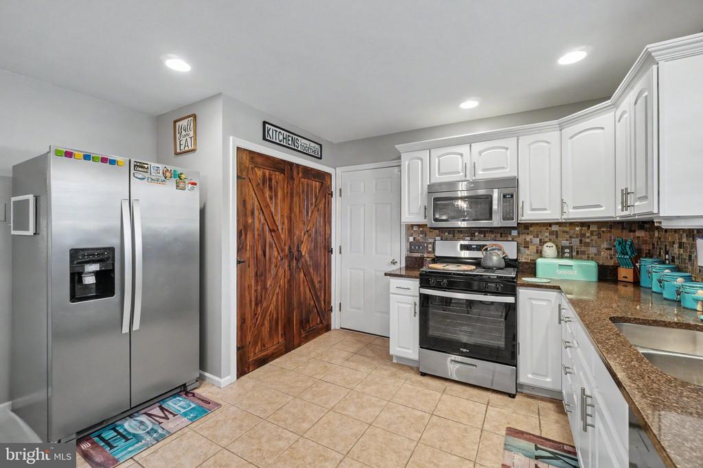 150 OLDE HICKORY ROAD
