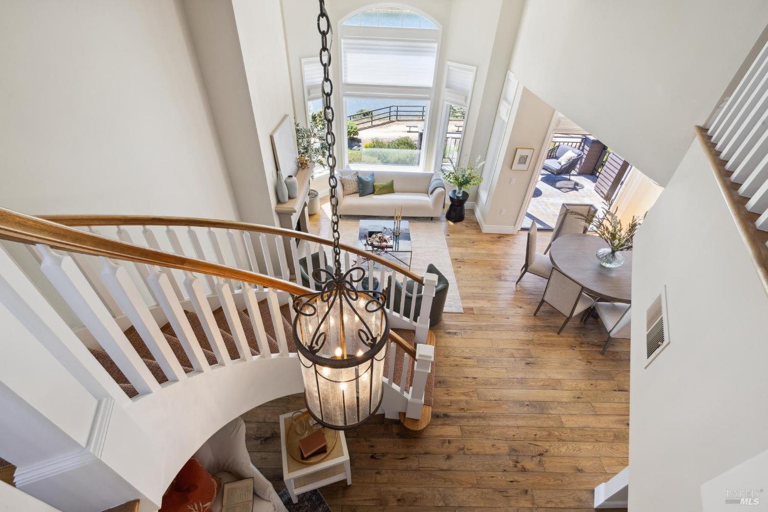 Breathtaking, Waterfront Views on Richardson Bay