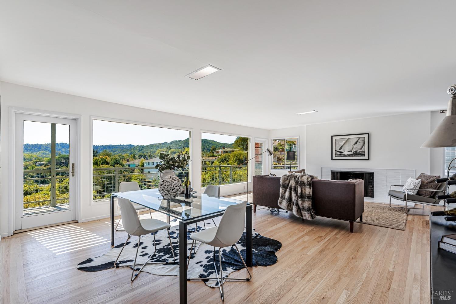 20 Hillcrest Ct