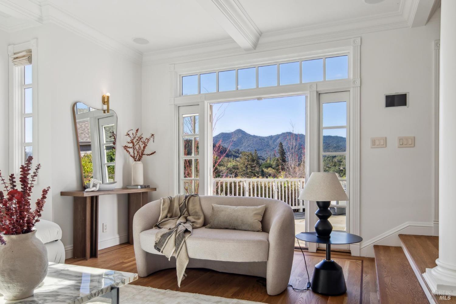 Highly Desirable Seminary Neighborhood