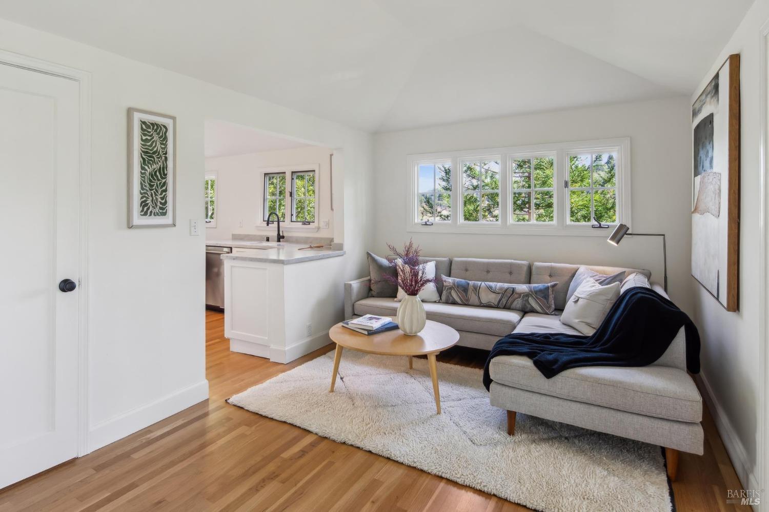 Highly Desirable Seminary Neighborhood