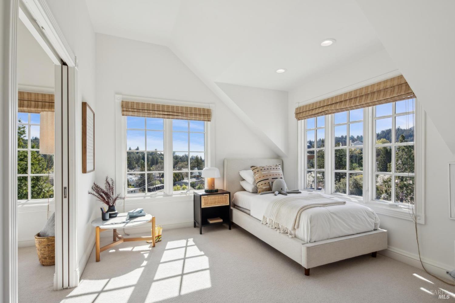 Highly Desirable Seminary Neighborhood