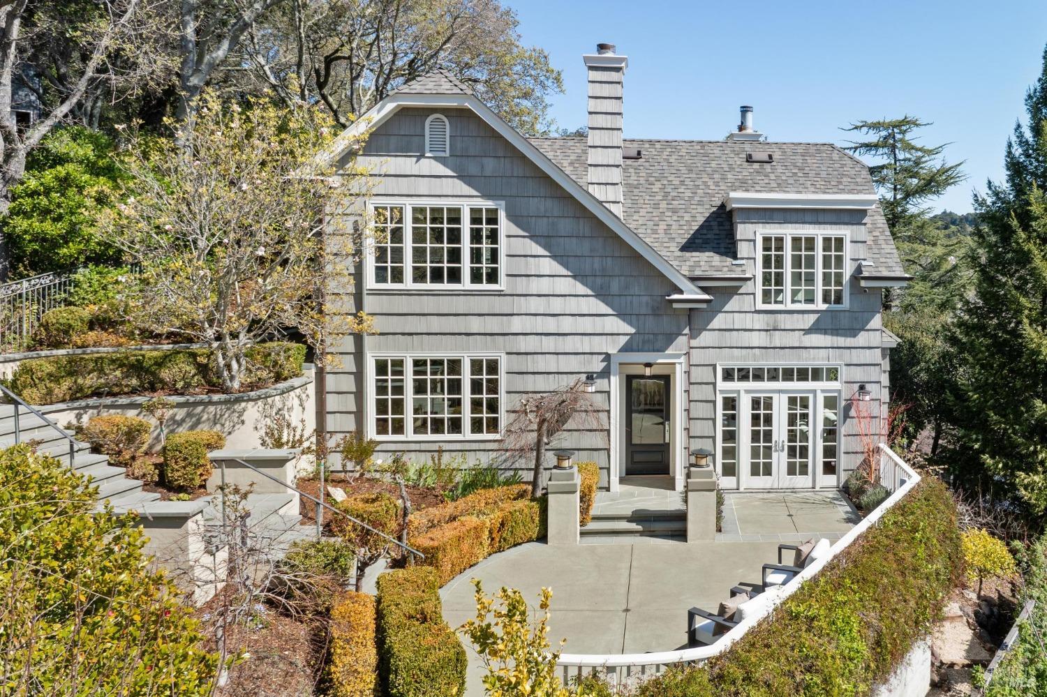 Highly Desirable Seminary Neighborhood