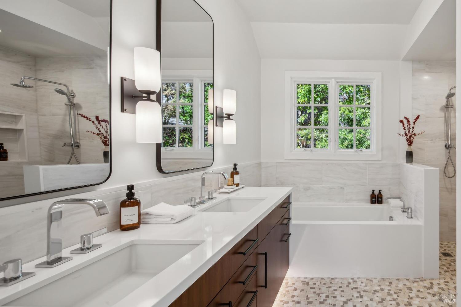 Highly Desirable Seminary Neighborhood