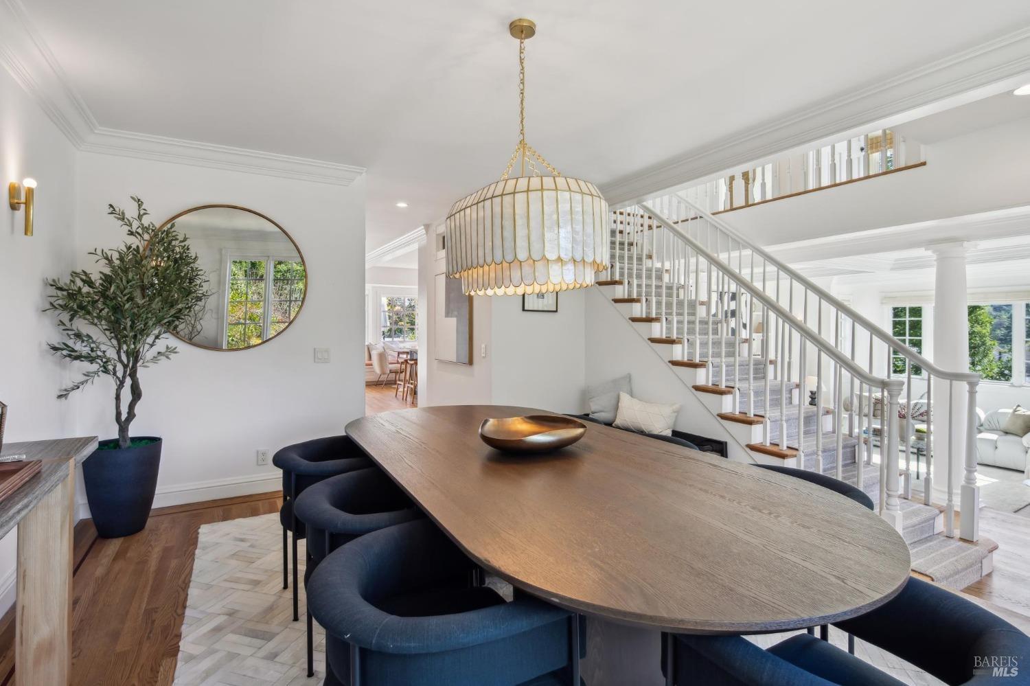 Highly Desirable Seminary Neighborhood