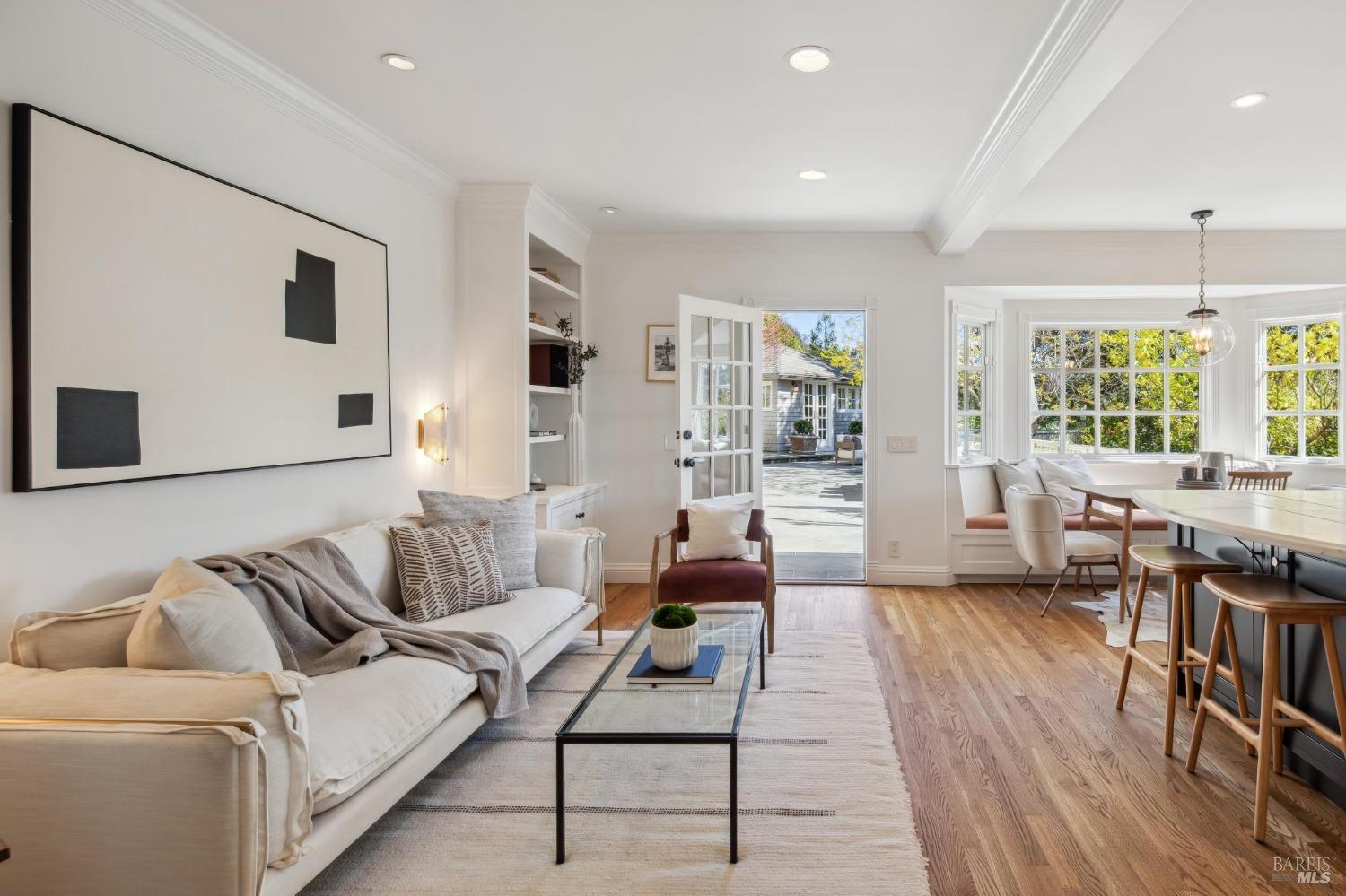 Highly Desirable Seminary Neighborhood