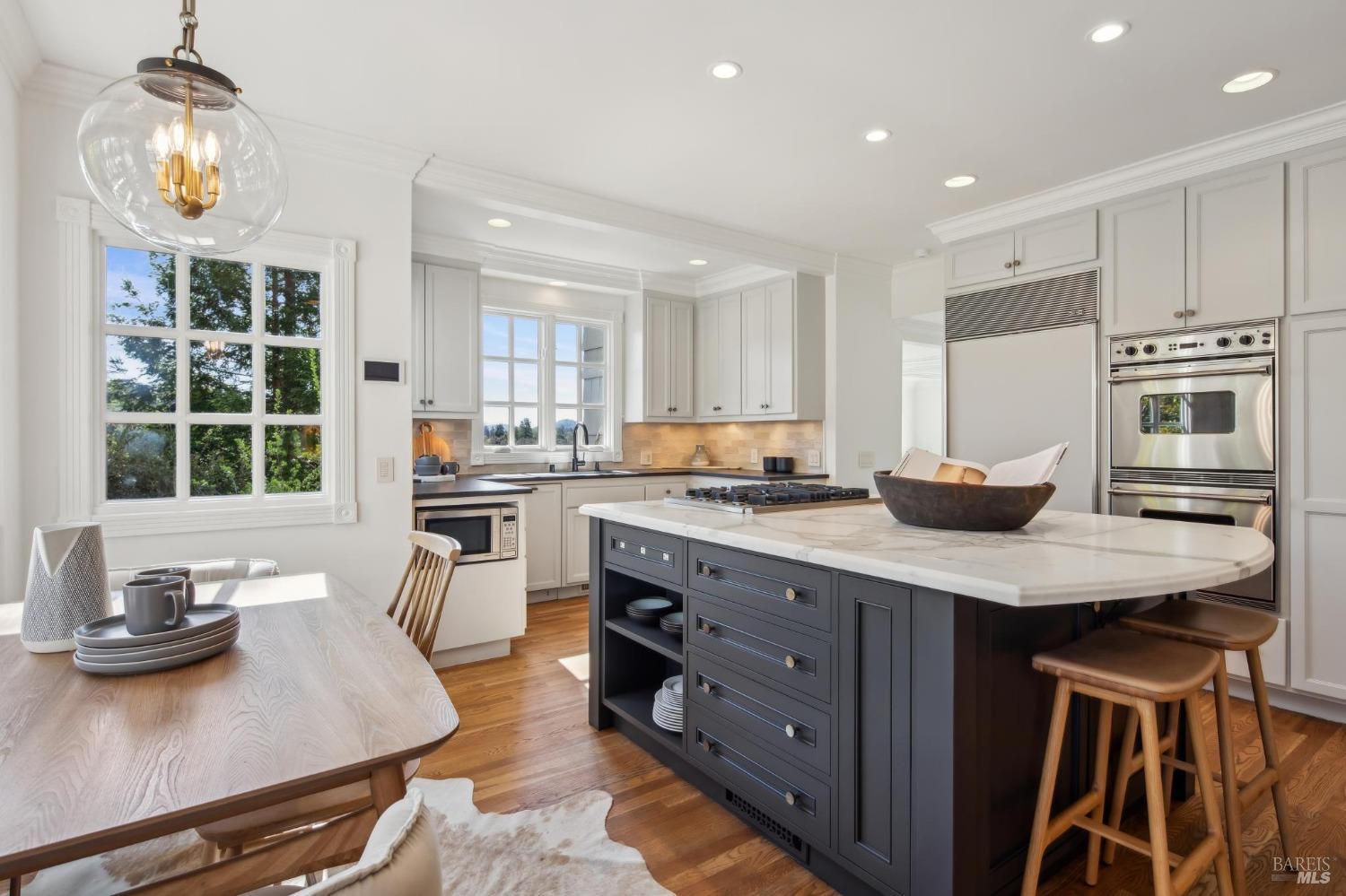 Highly Desirable Seminary Neighborhood