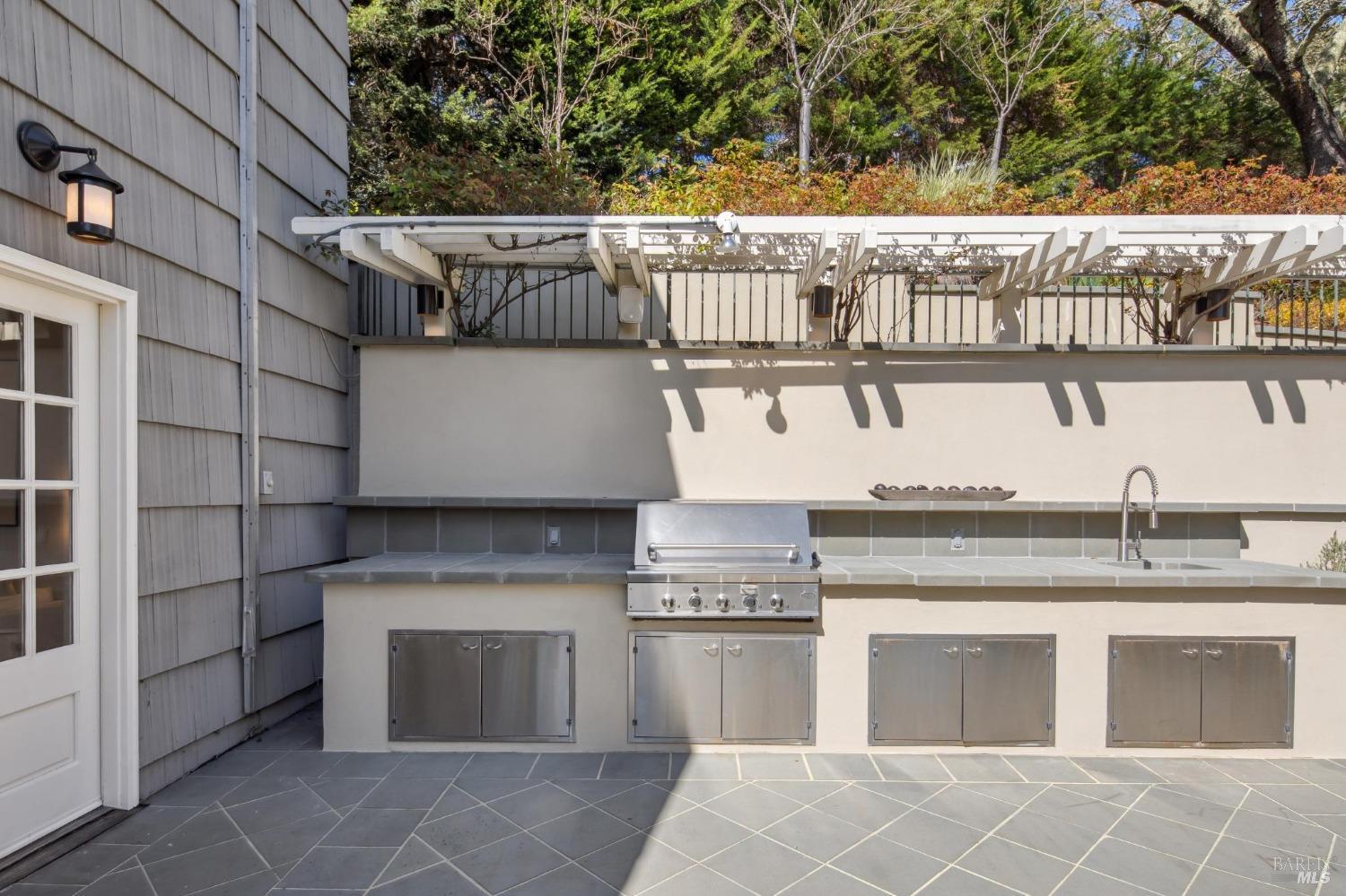 Highly Desirable Seminary Neighborhood