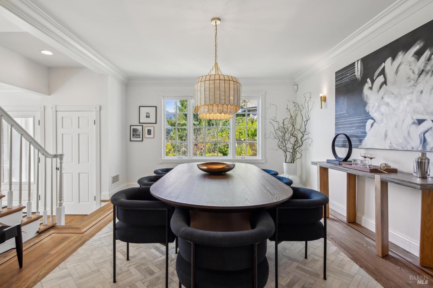 Highly Desirable Seminary Neighborhood