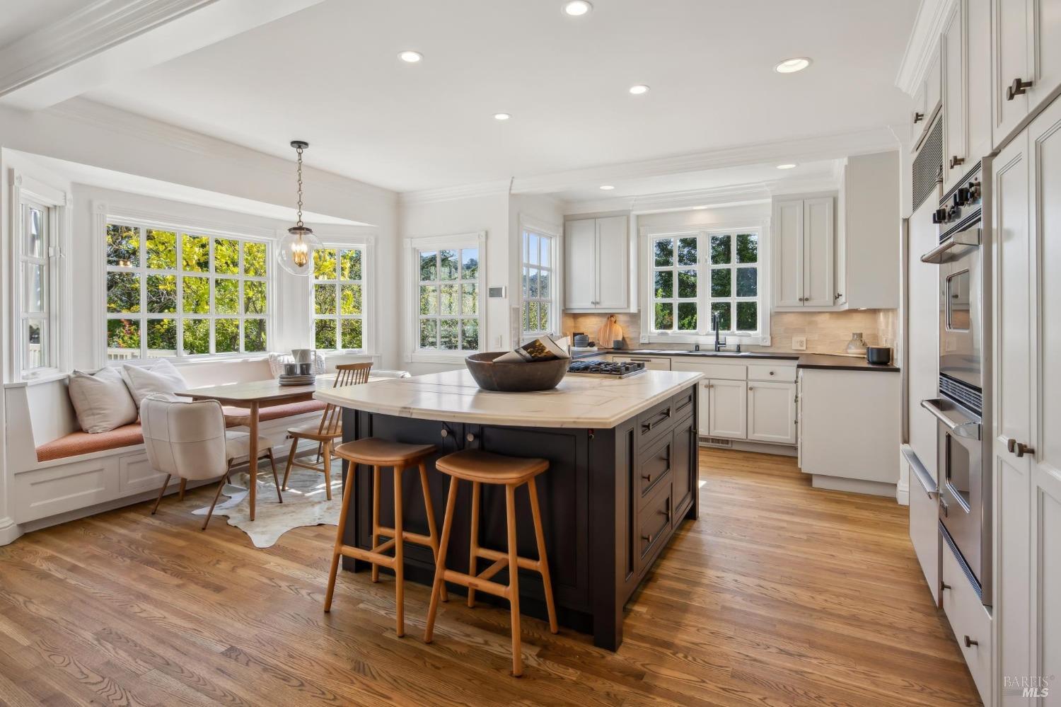 Highly Desirable Seminary Neighborhood