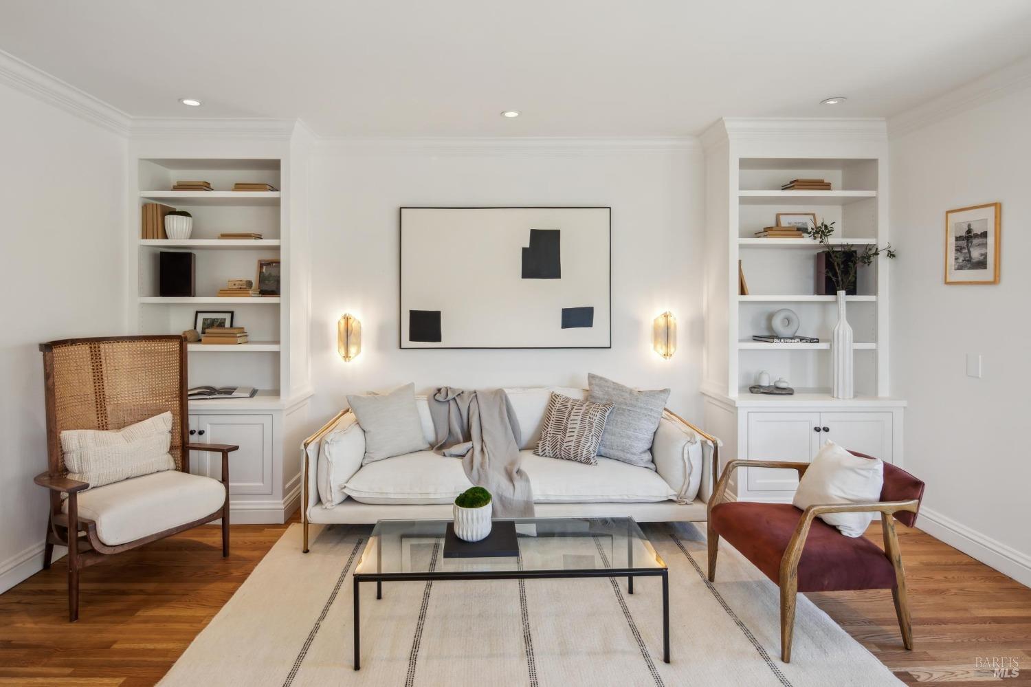 Highly Desirable Seminary Neighborhood