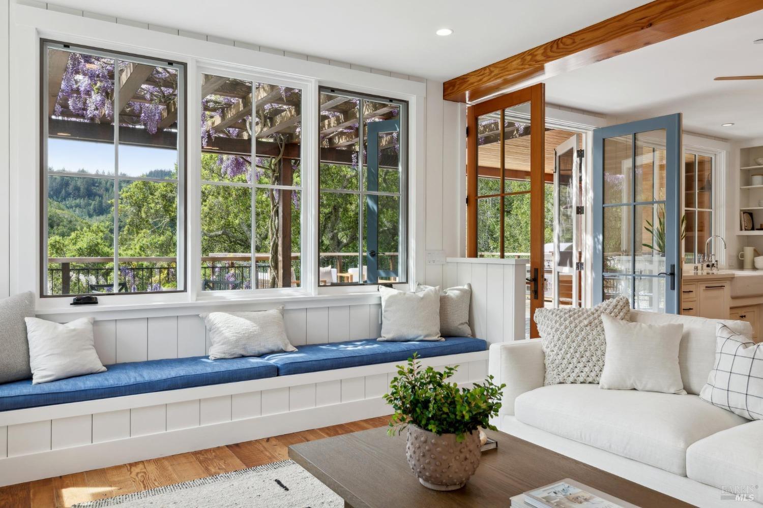 Exceptional Indoor-Outdoor Living in Baywood Canyon